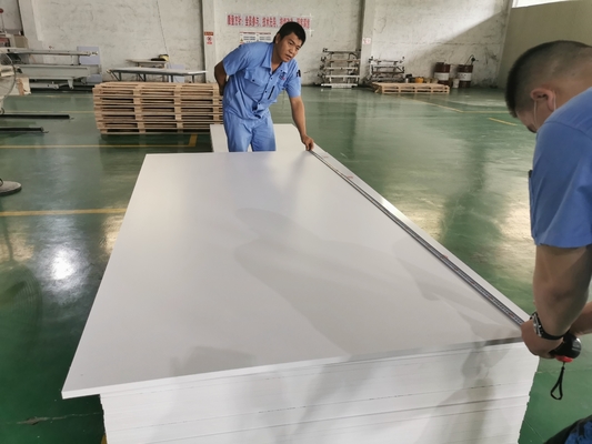 ISO9001 Rot Proof 20mm 4X10ft PVC Partition Board For Door &amp; Window Trim