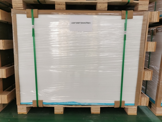Flat 4x8ft 18mm Furniture PVC Foam Board With Smooth Surface