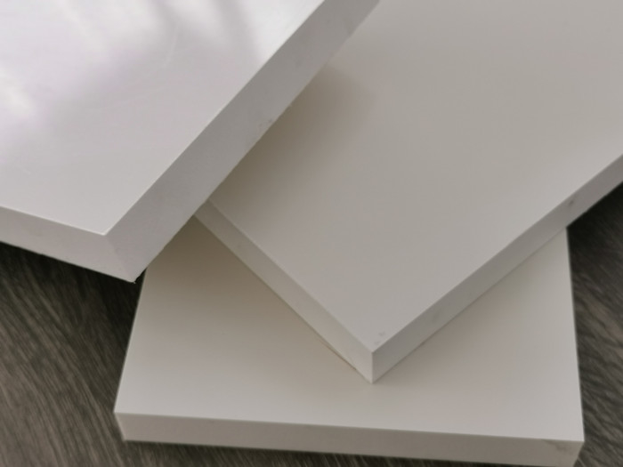 Aging Resistant PVC Celuka Foam Board , 0.6g/Cm3 PVC Board 8mm